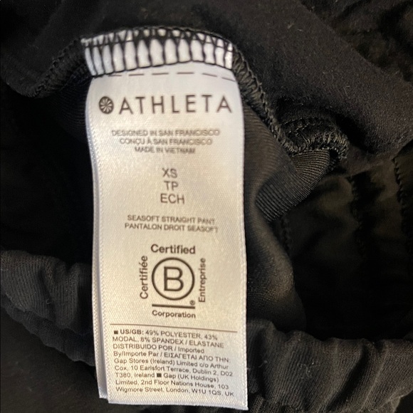 Women’s Athleta Cropped Joggers Size XS - Picture 4 of 4